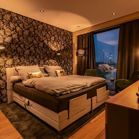 Ohana Suite By Zzn Im Zahnzentrum Nord Emden Exterior photo