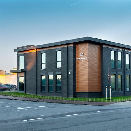 Ohana Suite By Zzn Im Zahnzentrum Nord Emden Exterior photo